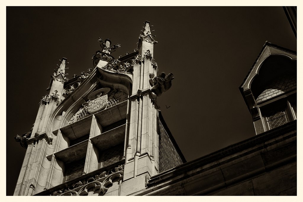 2014-05-Paris-St-Paul-0012-LR.jpg